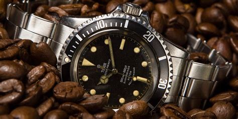 Tracking the Performance of the Tudor Submariner Snowflake